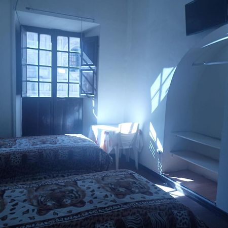 Hostal La Realeza Потосі Екстер'єр фото