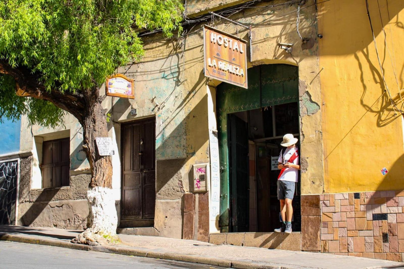 Hostal La Realeza Потосі Екстер'єр фото
